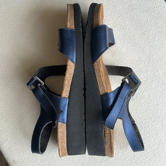 NAOT sandals, size 40. - Picture 4 of 9